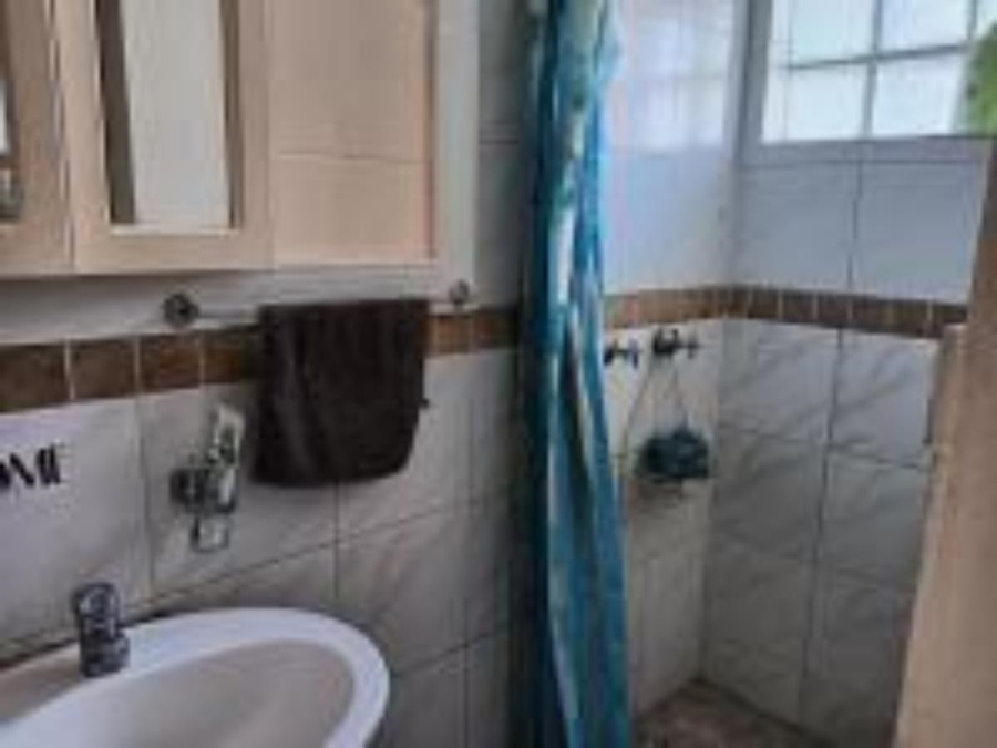 2 Bedroom Property for Sale in Pelican Park Western Cape